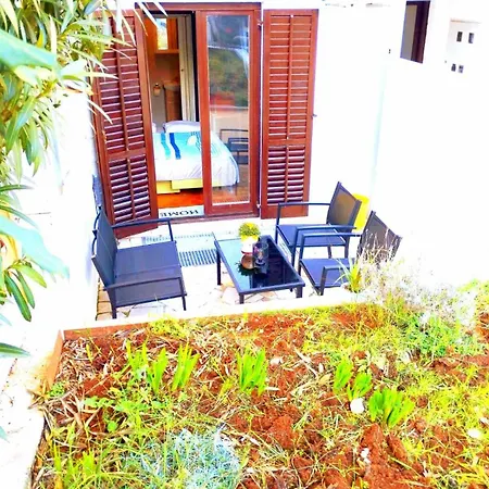 Lägenhet Studio Tina *